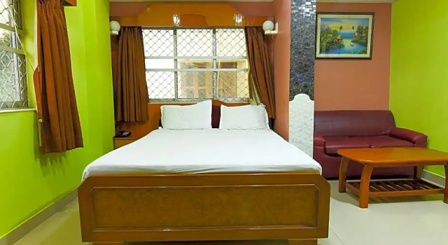 Номер Superior FabHotel Wild Orchid