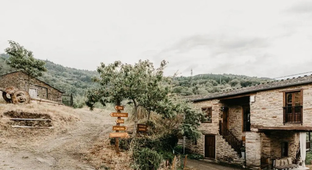 Коттедж с 2 комнатами Casas de Outeiro