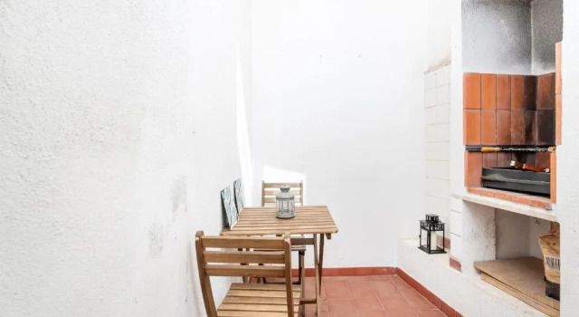Guestready - Local Stay in São Vicente, Забронировать Отель Отели Лиссабона 3 звезды, рядом с Portas do Sol Belvedere, 3*