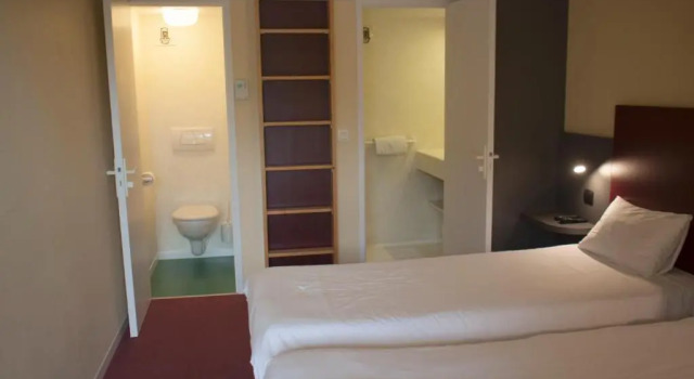 Трёхместный номер Standard Mape hôtel