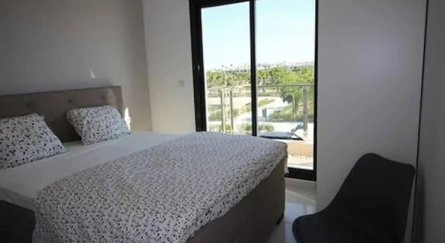 Stylish Apartment Near the Coast