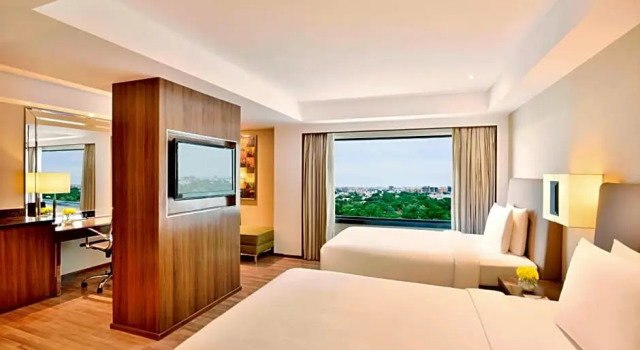 Номер Executive Courtyard by Marriott Chennai