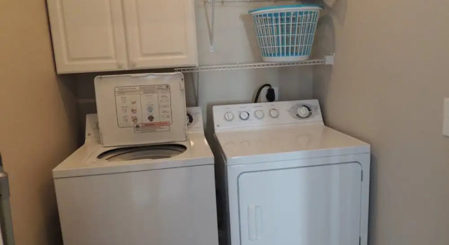 Charleston Village #102, Забронировать Отель Отели Норт-Миртл-Бич с парковкой, рядом с Парк развлечений OD Pavilion, Парковка