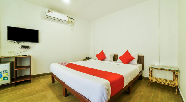 Capital O 30548 Padma Cottages