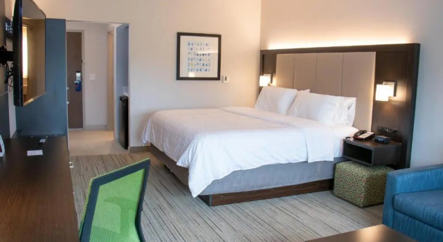 Номер Standard Holiday Inn Express & Suites Tuscaloosa East - Cottondale by IHG