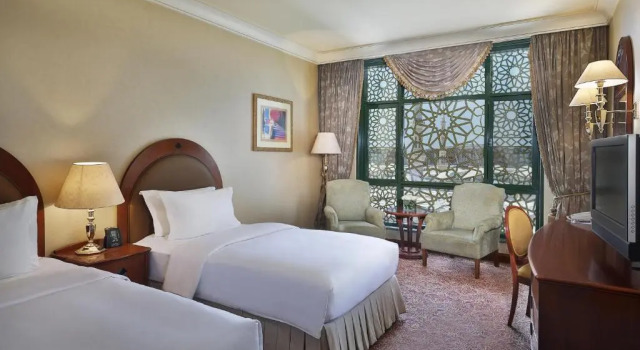 Номер семейный коннект Madinah Hilton Hotel