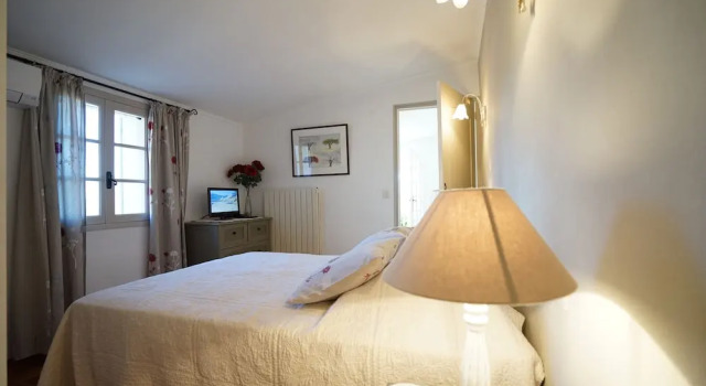 Villas du Luberon - Appartement Hortensia, Забронировать Апартаменты/квартира Гарга Route de la Lavande