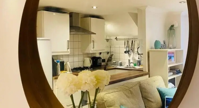 Modern, Quiet Garden Flat in Heart of Wimbledon