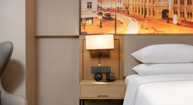 Люкс Business Vienna International Hotel · Yi Yang City University Branch