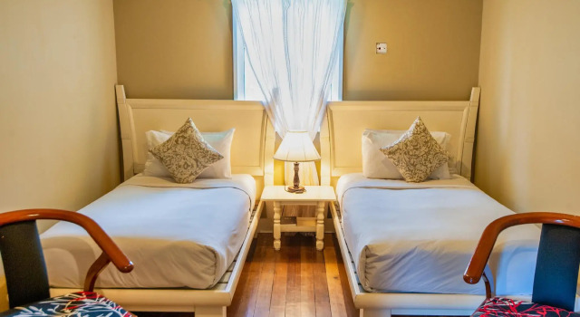 Sutera Sanctuary Lodges At Poring Hot Springs, Boek Hotel SPA-hotels in Borneo, SPA