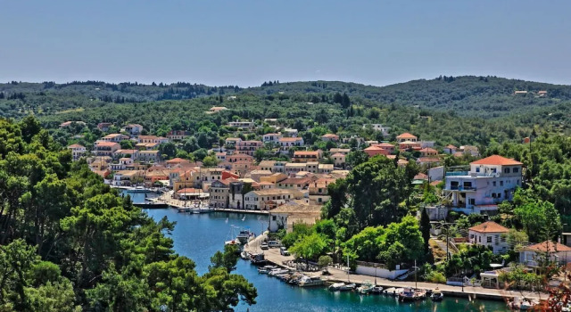 Villa Kyklamino, Book Villa Hotels in Paxoi with a Pool, Swimming Pool
