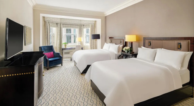 Четырёхместный номер Standard Fairmont Chateau Laurier