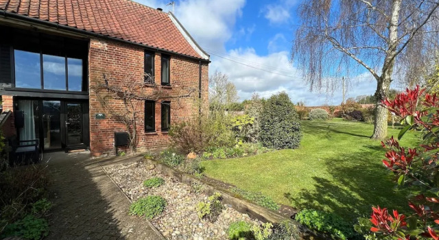 Коттедж Boutique Barn - Sleeps 4 Parking & Private Garden