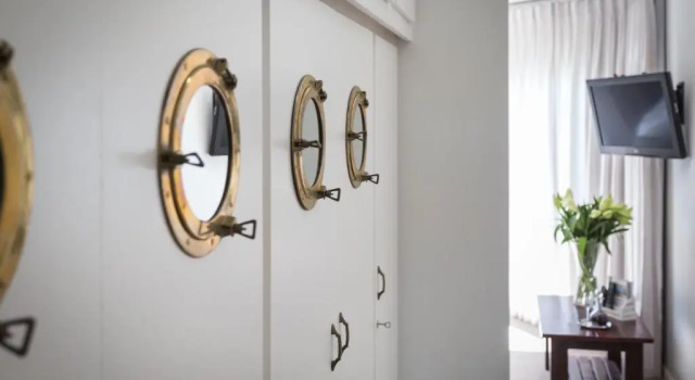 Люкс с балконом и с видом на море Ocean Watch Guest House