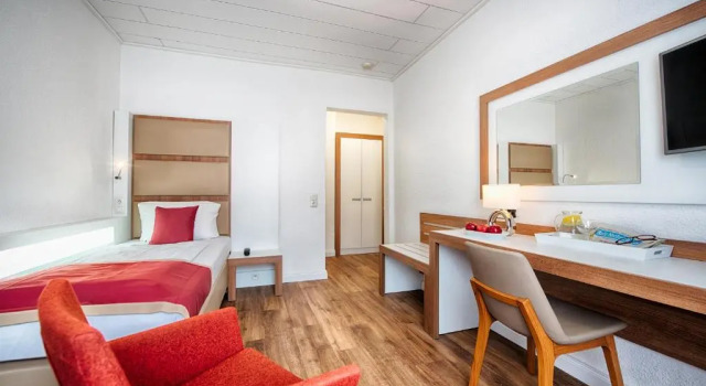 Одноместный номер Standard Hotel Senator