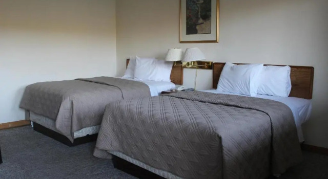 Четырёхместный номер Standard Berkshire Travel Lodge