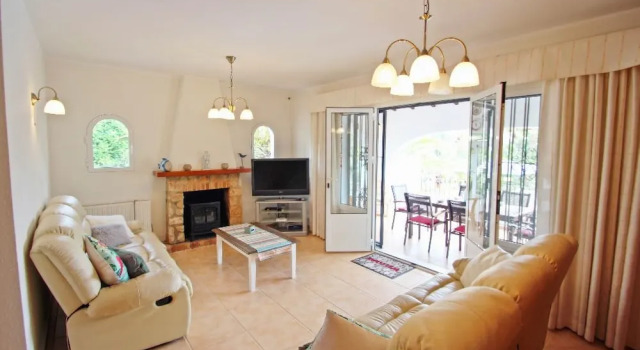 Paula-3 - holiday home with private swimming pool in Moraira, Забронировать Отель Benimeit 