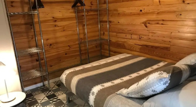 Studio 35m² tout confort dans maison avec WIFI, Забронировать Отель Отели Ксонрю-Лонжмер с парковкой, Парковка