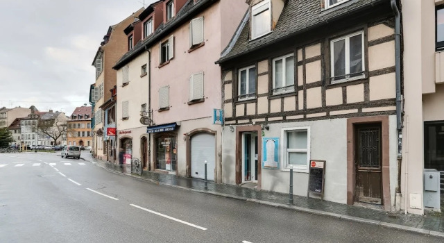 Jolie Studio Coeur de Ville, Забронировать Отель Страсбург Strasbourg Eurometropole, рядом с Церковь Св. Мадлен