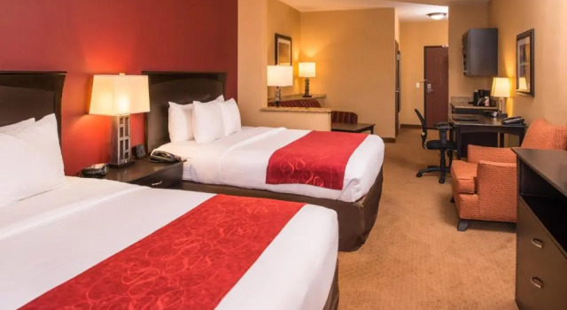 Номер Standard Comfort Suites Ontario Airport Convention Center