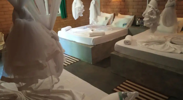 Семейный номер Deluxe с балконом Sandalwood Cottage