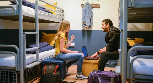 Кровать в общем номере The Woodquay Hostel