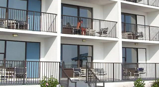 Dolphin Beach Club