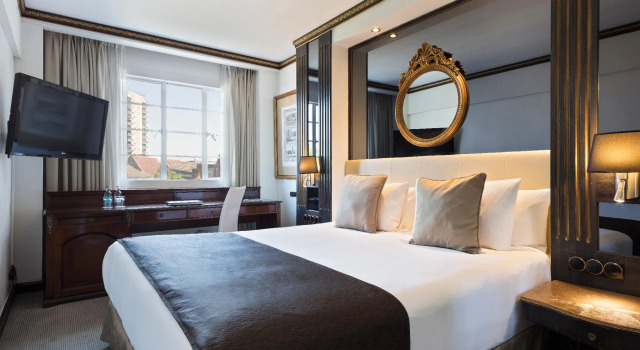 Номер Connecting Deluxe Meliá White House