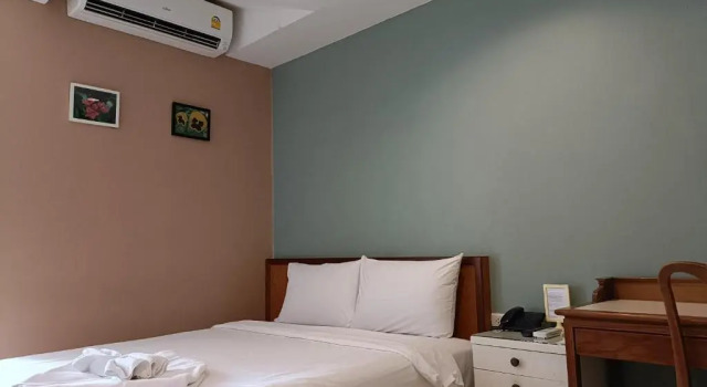 Номер Superior JL Bangkok Hotel