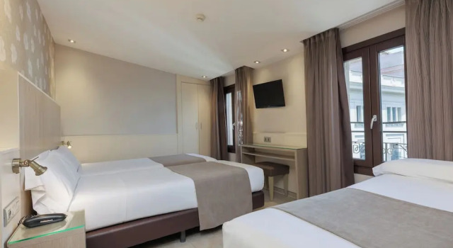Трёхместный номер Standard Hotel Santa Marta