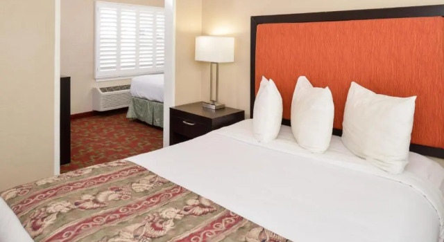 Двухместный семейный номер Standard Pacific Shores Inn - Morro Bay