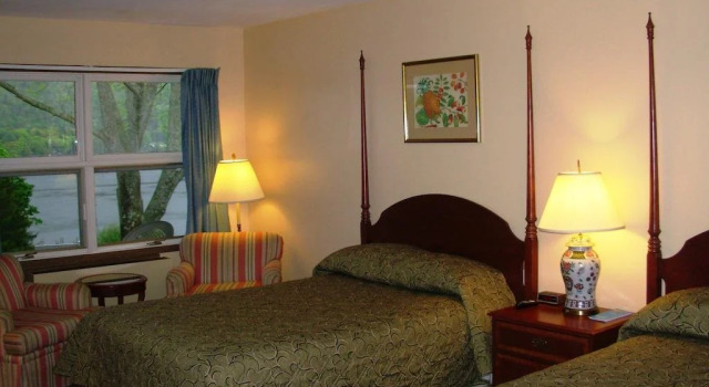 Red Carpet Inn On The Lake, Book Hotel Oneonta Delaware County