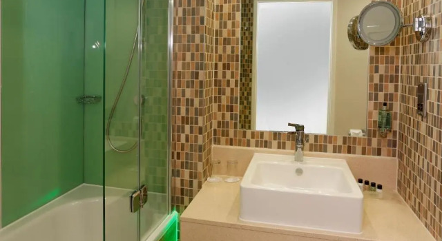 Двухместный номер Standard с красивым видом из окна Holiday Inn Southend by IHG