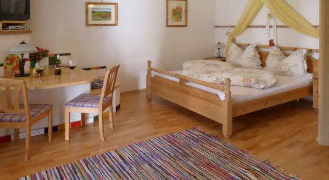 Номер Standard Weingut Bohrn Himmelbett