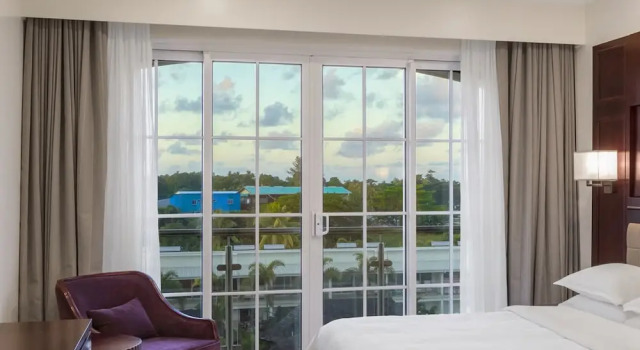 Четырёхместный номер Standard Sheraton Samoa Aggie Greys Hotel & Bungalows