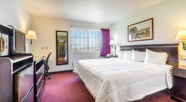 Номер Deluxe Wamego Inn and Suites