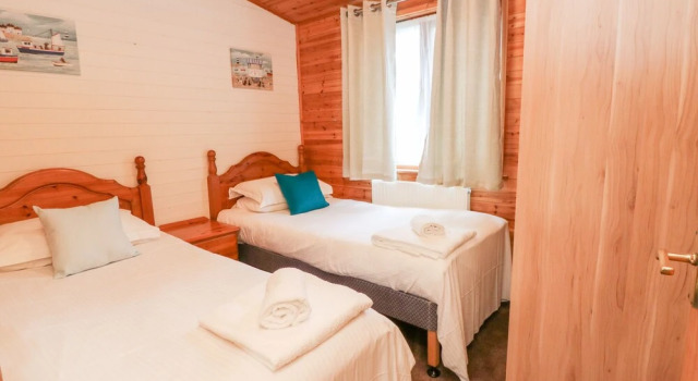 37 Amberwood, Забронировать Отель Бизнес-отели Англии, 4* 5*