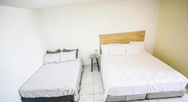 OYO Hotel Plaza Las Torres, Cabo San Lucas, Забронировать Отель Отели Южной Нижней Калифорнии с парковкой, Парковка