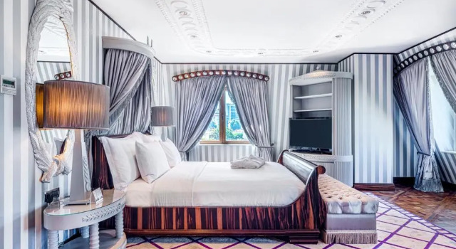 Двухместный люкс Presidential Wyndham Grand Istanbul Kalamış Marina Hotel