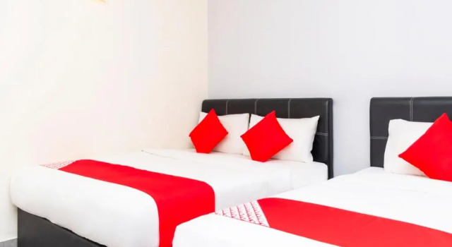 Трёхместный номер Deluxe Muar City Hotel