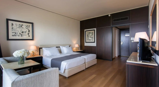 Люкс с 2 комнатами Sea View / Mouse Island View Corfu Holiday Palace
