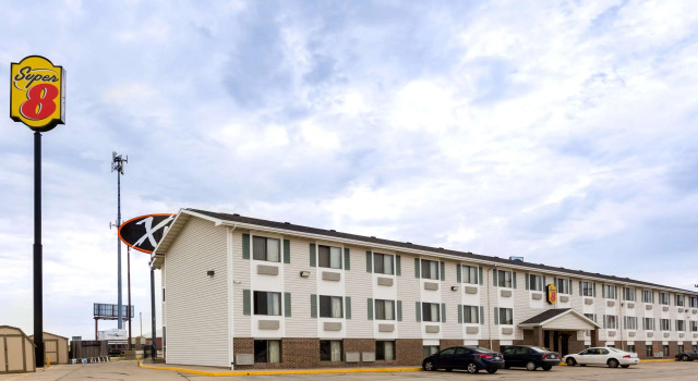 Super 8 by Wyndham Hays KS, Reserva ahora Posada u hostería Hoteles en Hays con desayuno, Desayunos