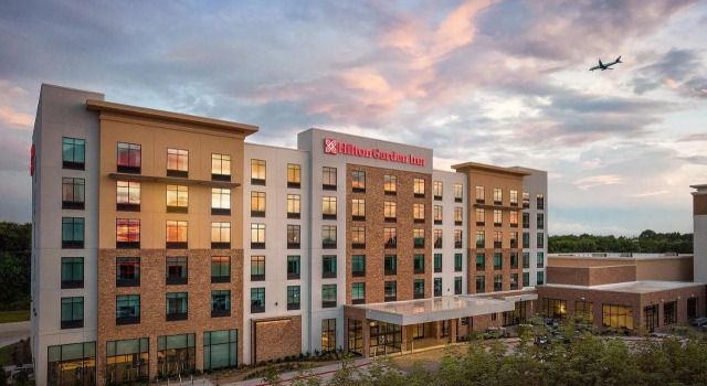 Hilton Garden Inn Grapevine at Silverlake Crossing