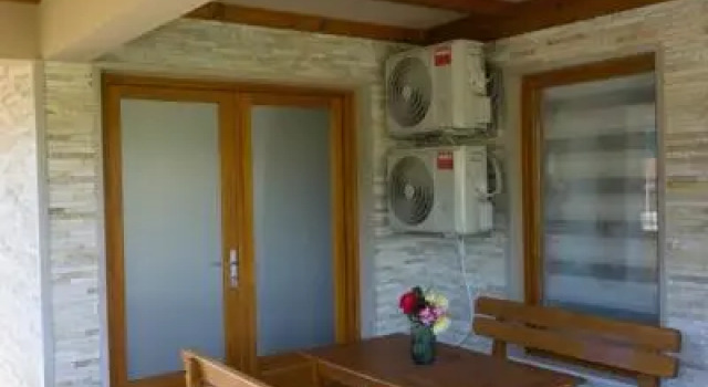 Apartments Ena, Забронировать Апартаменты/квартира Отели Требине с парковкой, Парковка
