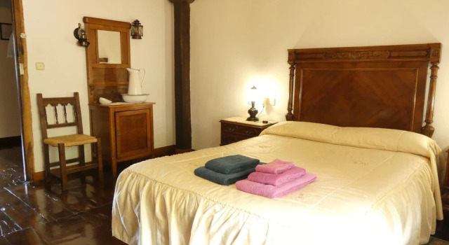 Bagoleko Borda I, Réserver Hôtel Etxalar 