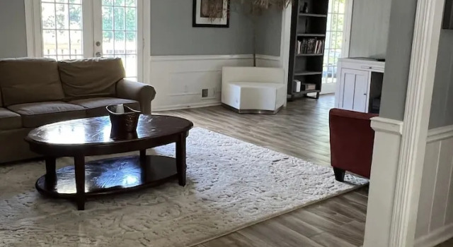 Urban Lake House, Reserva ahora Bed & breakfast South Fulton Estados Unidos