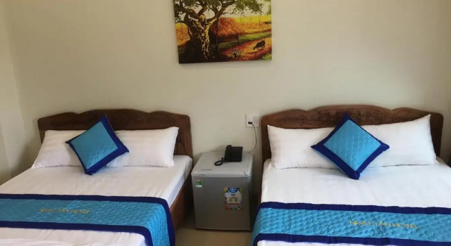Двухместный номер Deluxe с балконом и с видом на море NHAT TAN HOTEL