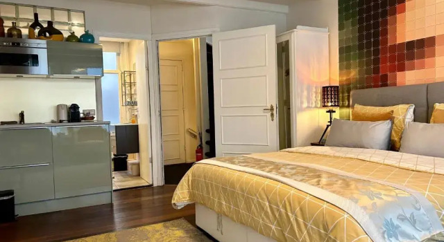 Номер Deluxe Amsterdam 4 Holiday GuestRooms