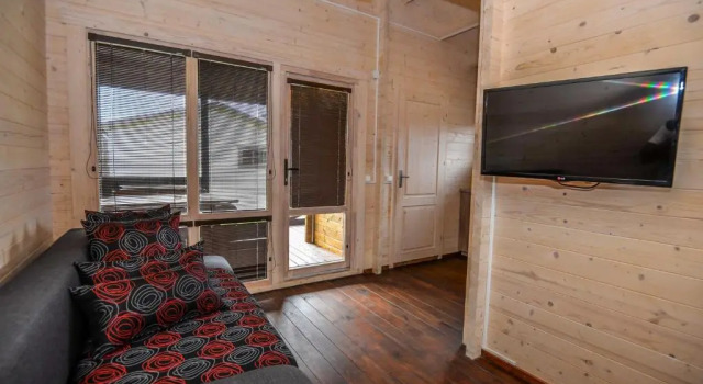 Vasarnamiai, Boek Appartement Šventoji 