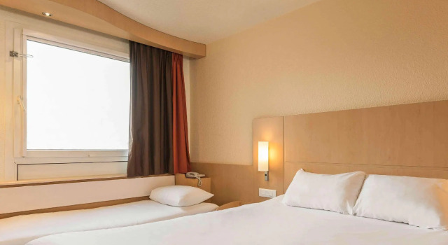 Трёхместный номер Standard ibis Paris Vanves Parc des Expositions